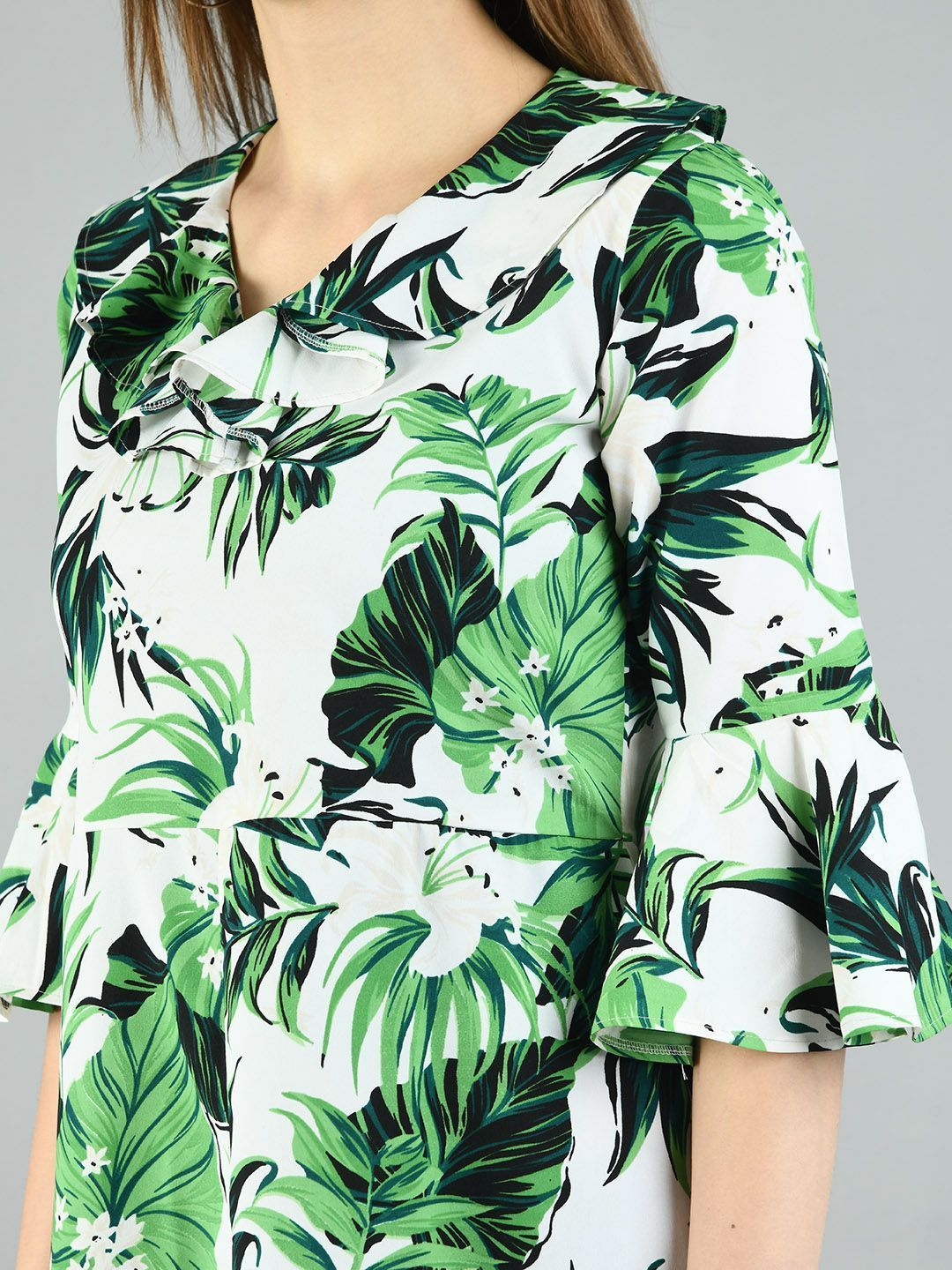 Women's Green Polyester Printed Half Sleeve V Neck Casual Dress
