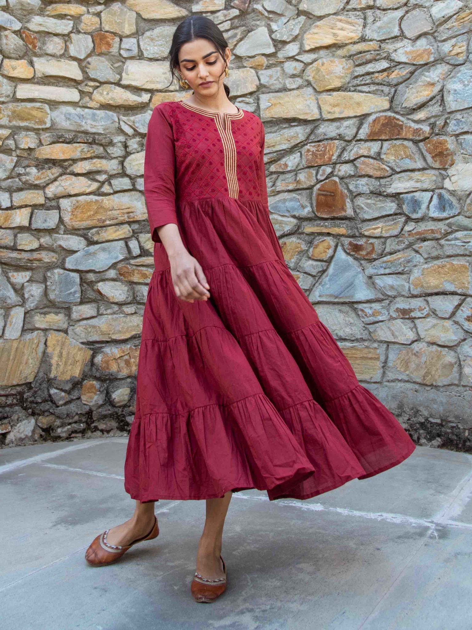 Color_Maroon