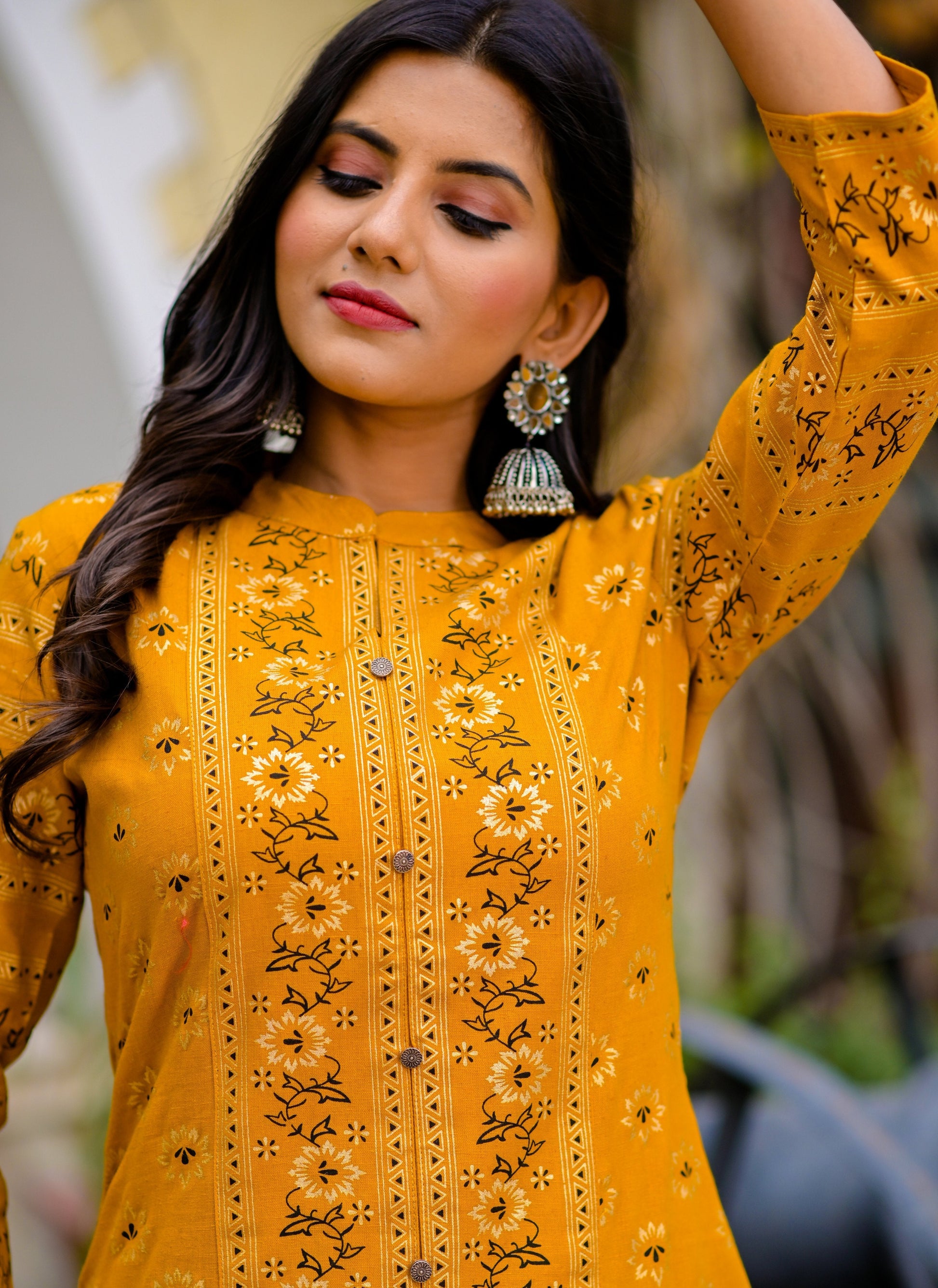 Color_MUSTARD