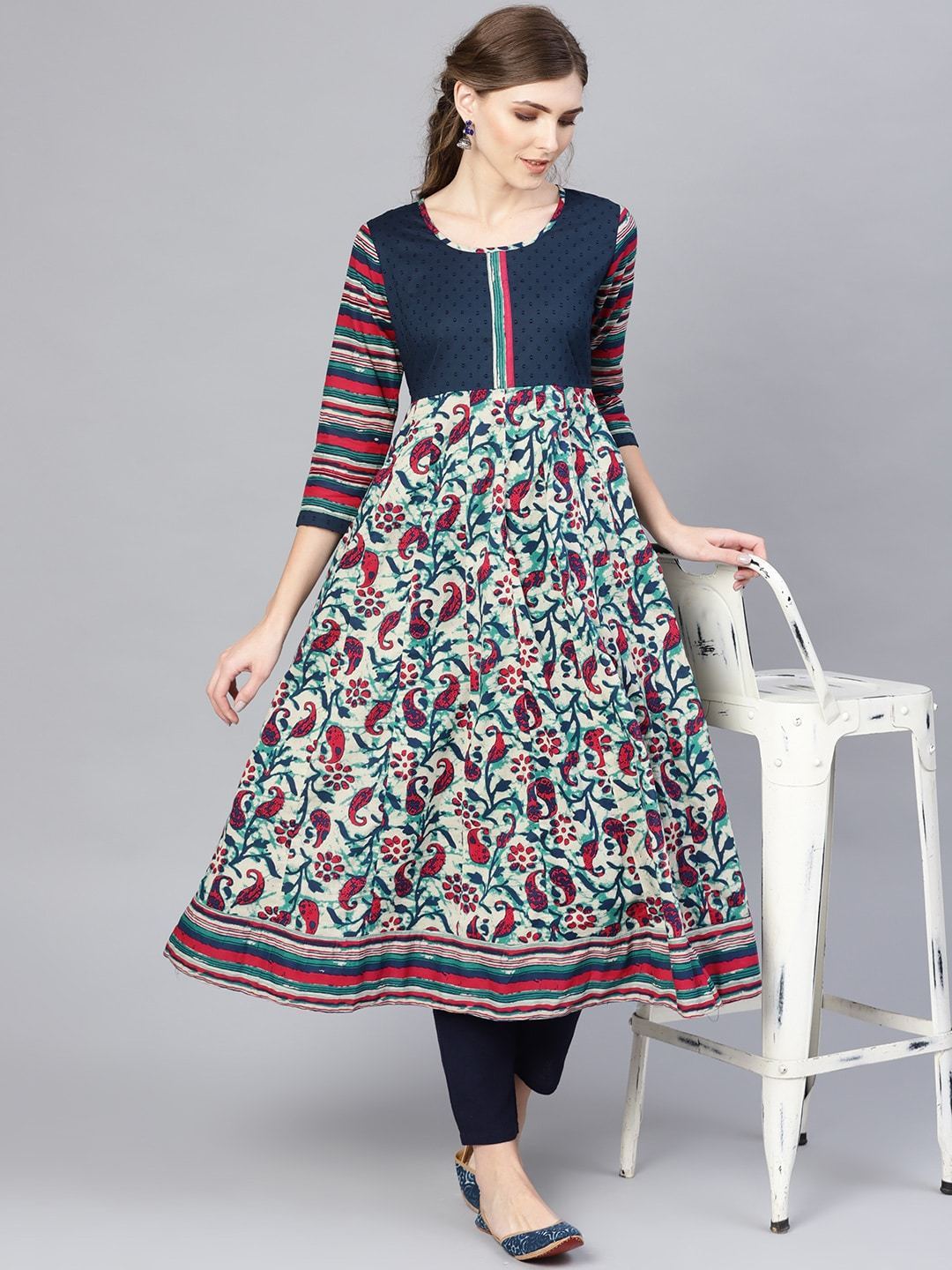 Women's  Off-White & Navy Blue Printed Anarkali Kurta