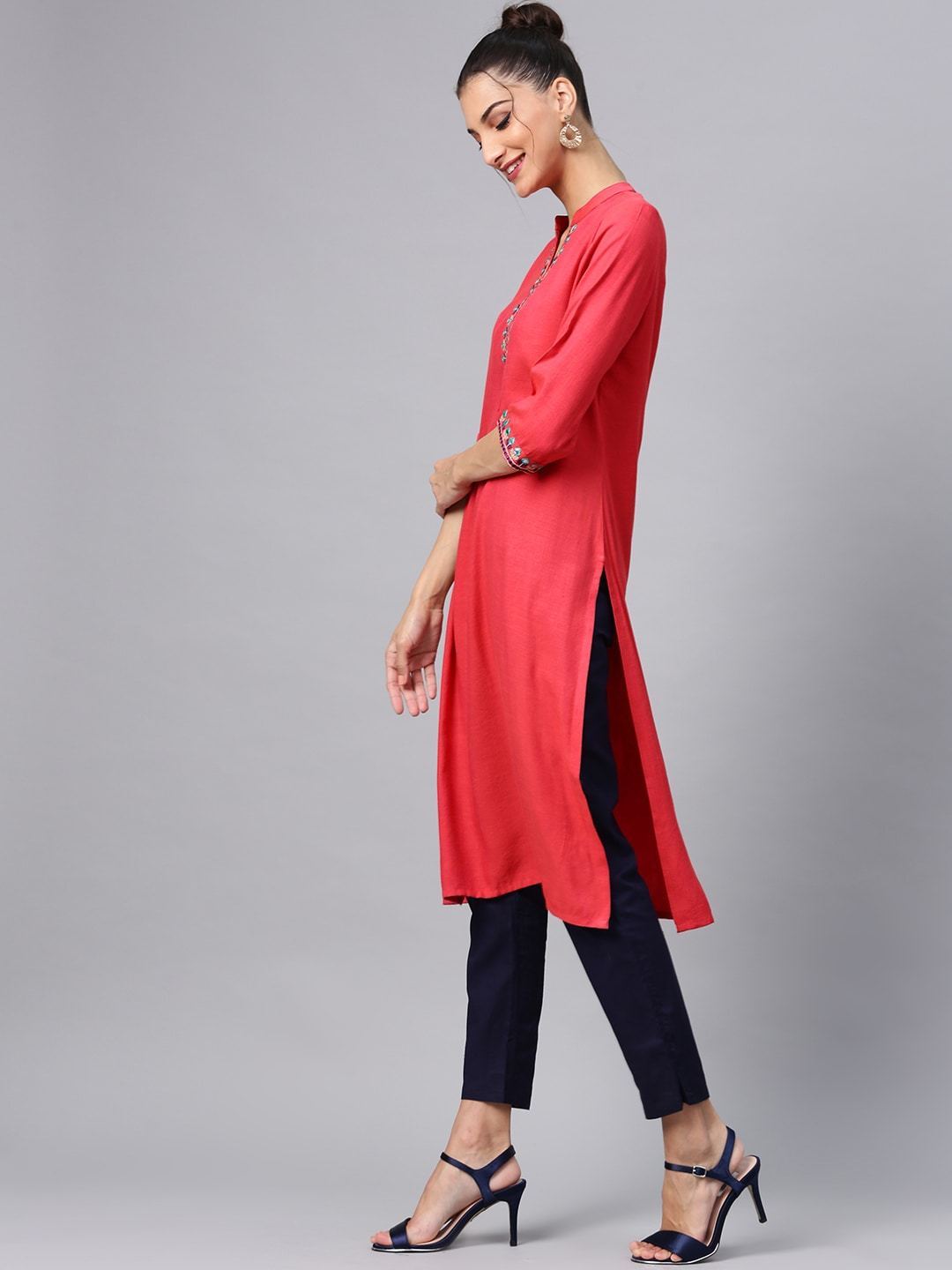 Women's  Coral Pink Solid Straight Kurta With Embroidered Detail