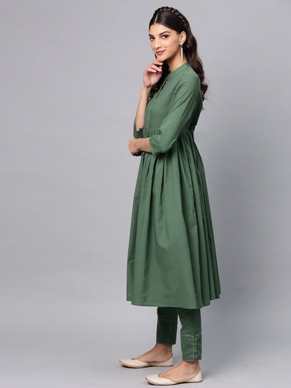 Women's  Green & White Solid Kurta with Trousers & Dupatta