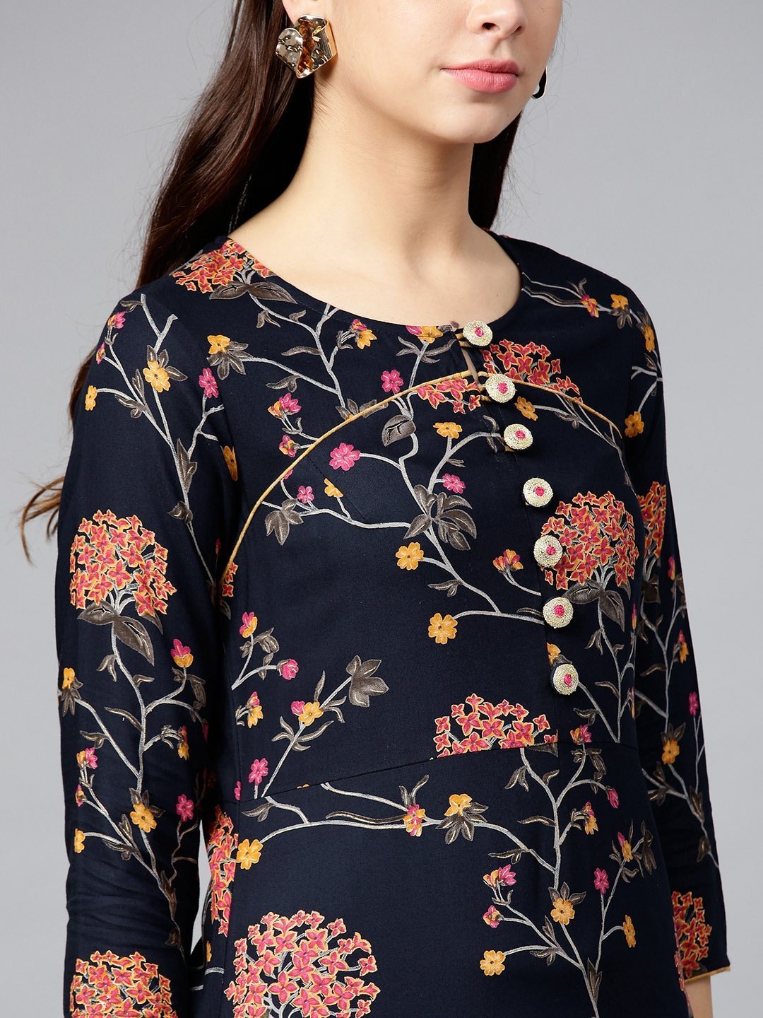Color_Navy Blue