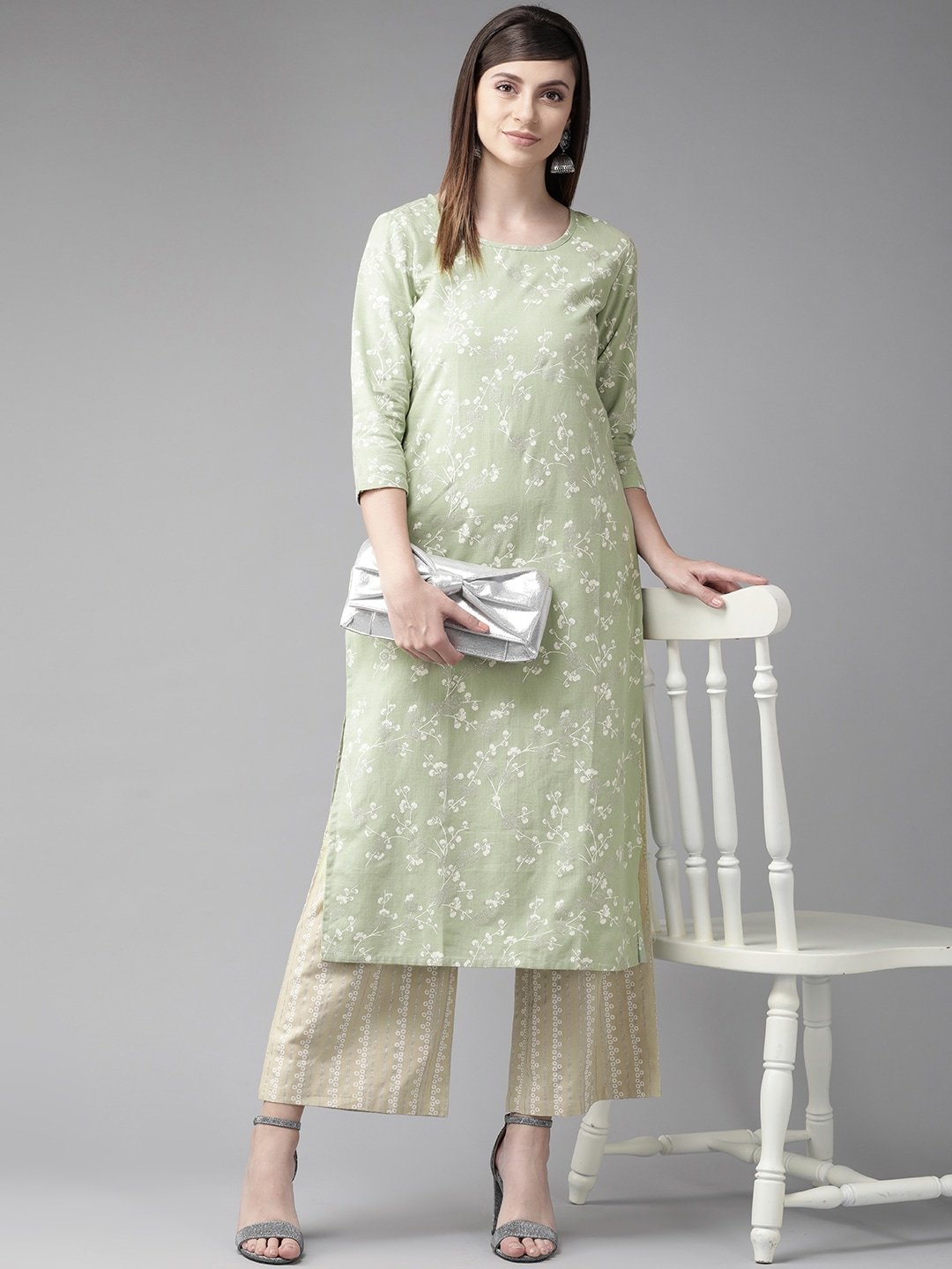 Women's  Green & White Floral Printed Straight Kurta