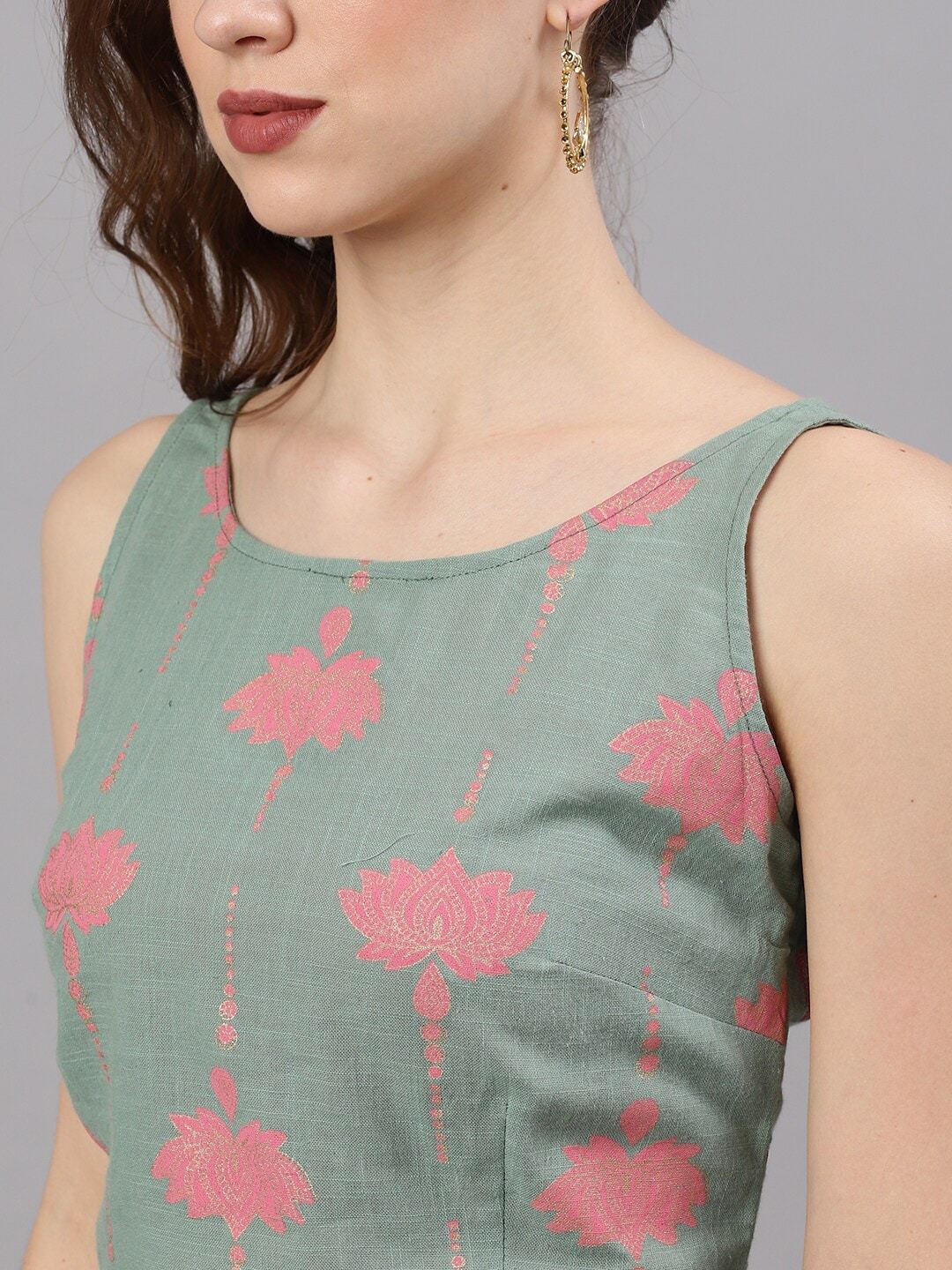 Women's Green & Pink Gold Printed Lehenga Choli With Solid Dupatt