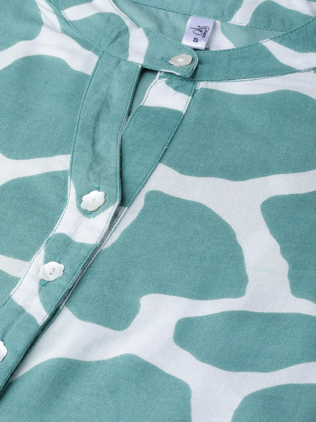 Women's  Blue & White Giraffe Print Straight Kurta