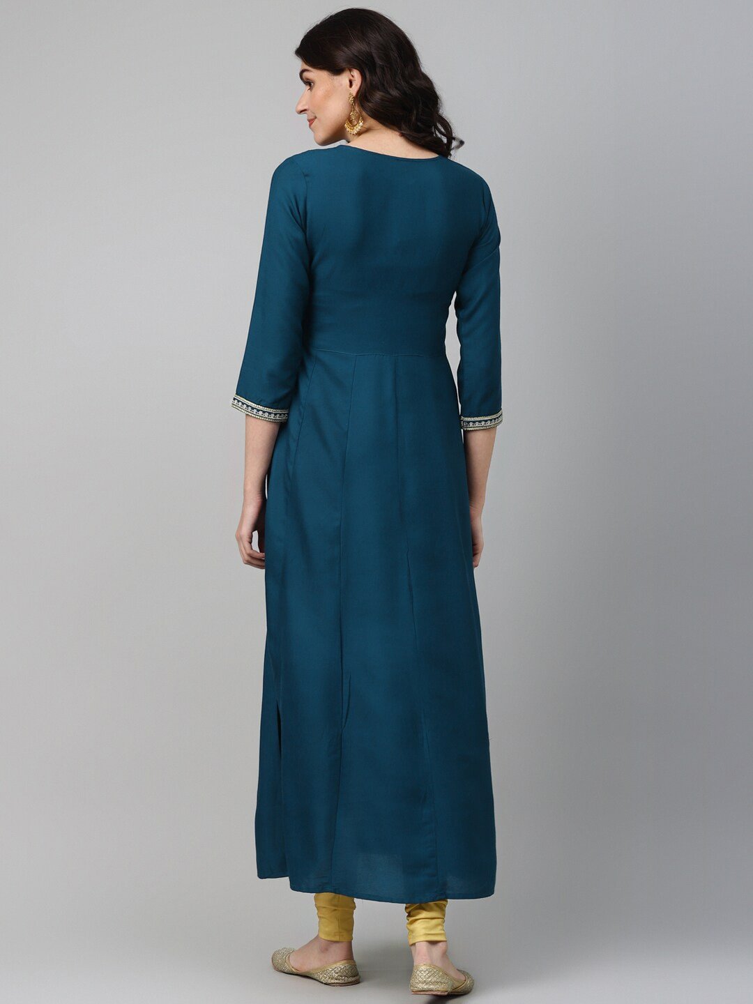 Color_TEAL BLUE