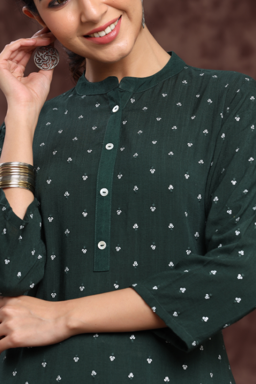 Women's Bottelgreen Rayon Slub Embellished Straight Kurta