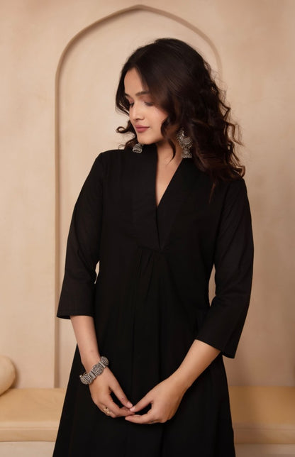 Women's Dhoop Chaav Sama Black Cotton Anarkali Set