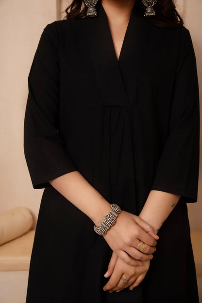 Women's Dhoop Chaav Sama Black Cotton Anarkali Set