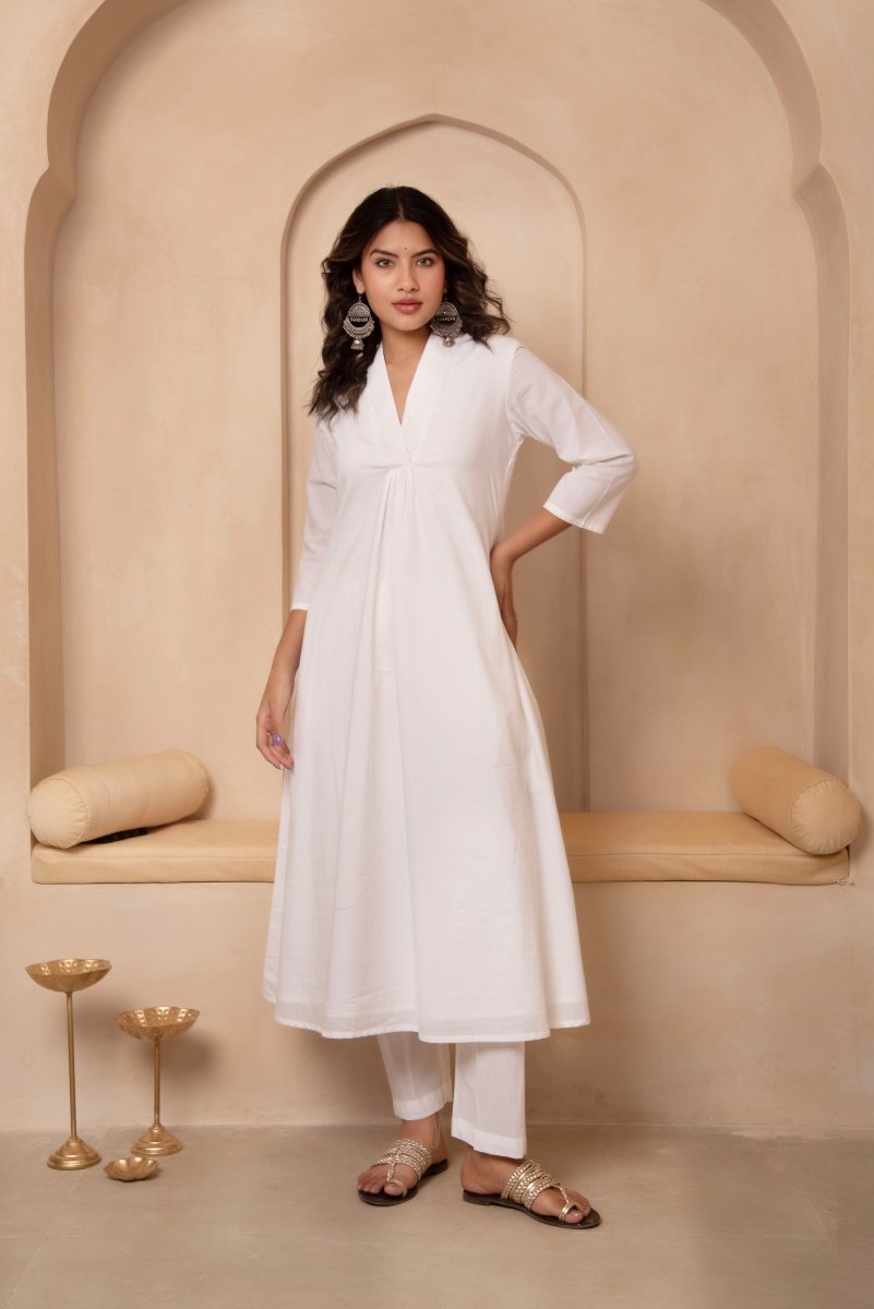 Women's Dhoop Chaav Sama White Cotton Anarkali Set