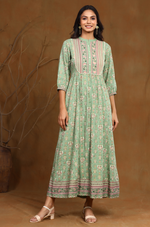 Women's Pistagreen Rayon Printed A-line Gown