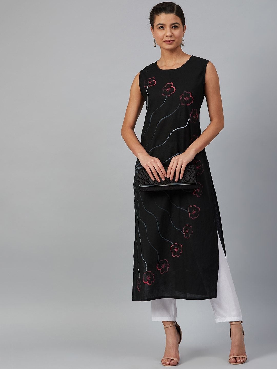 Women's Black & Pink Floral Printed Straight Kurta