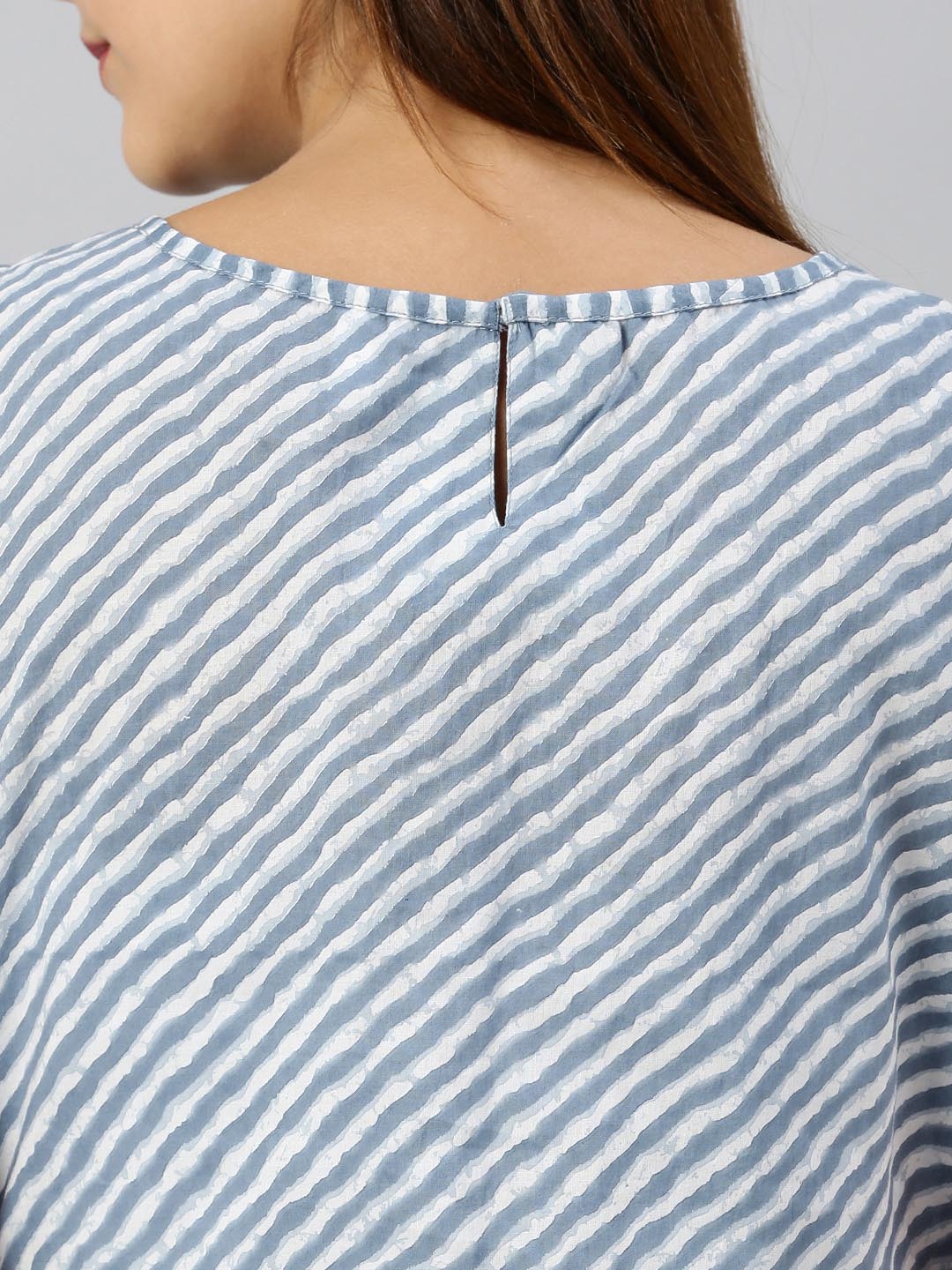 Women's  Blue Striped Straight Kurta & Jacket