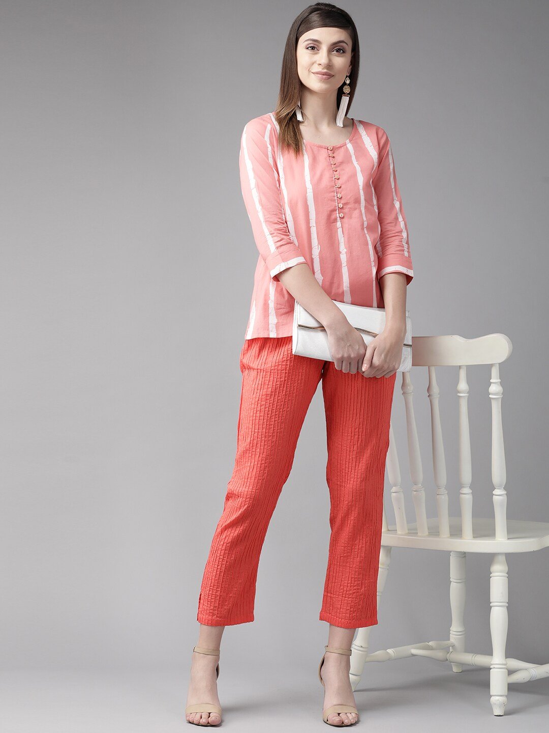 Women's  Peach-Coloured Regular Fit Solid Regular 3/4Th Trousers