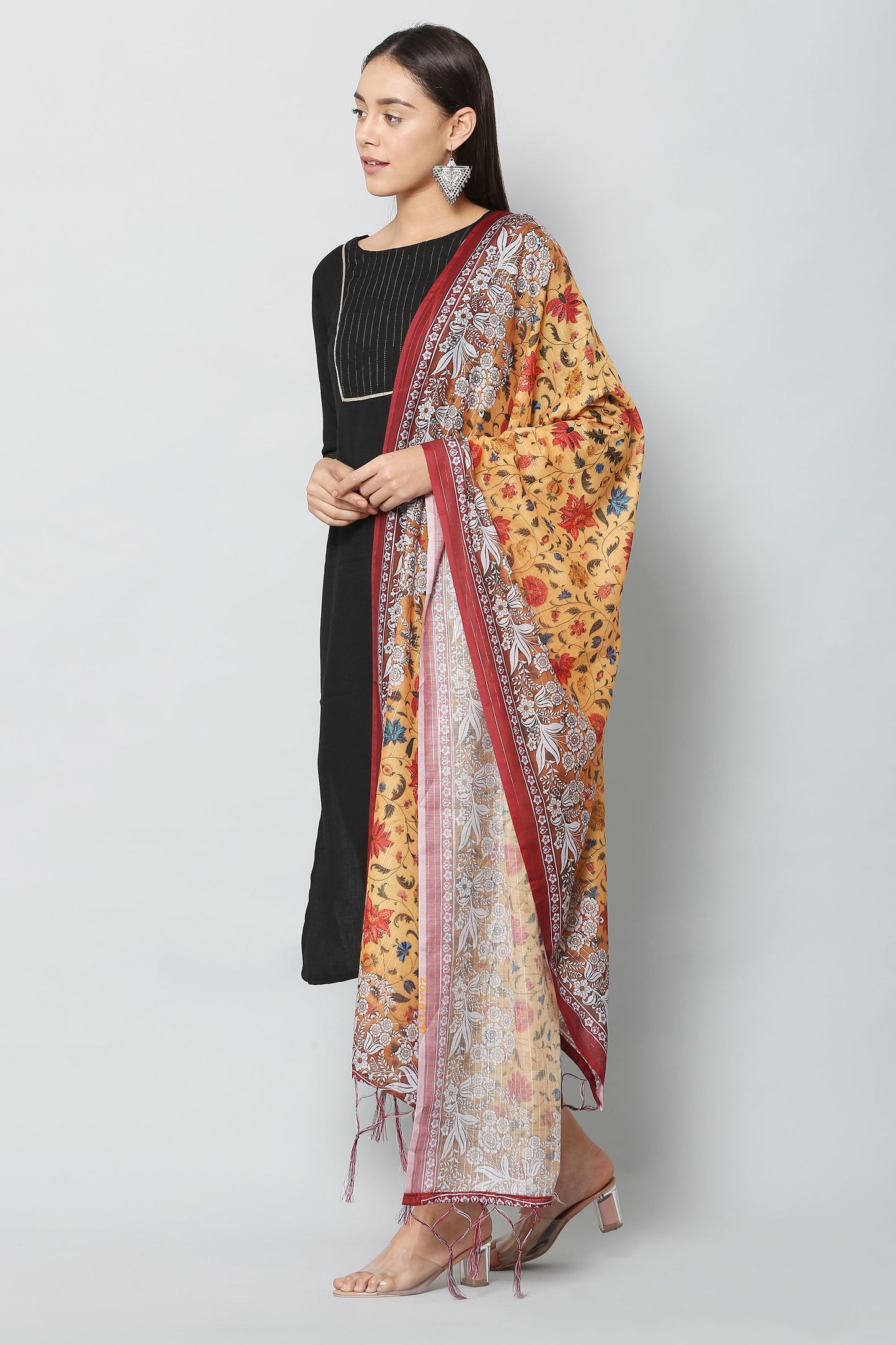 Women's Orange & Yellow Art Muslin Digital Printed Dupatta