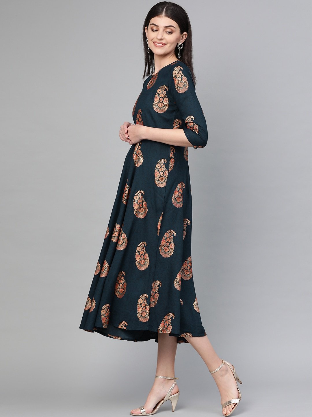 Color_Navy blue