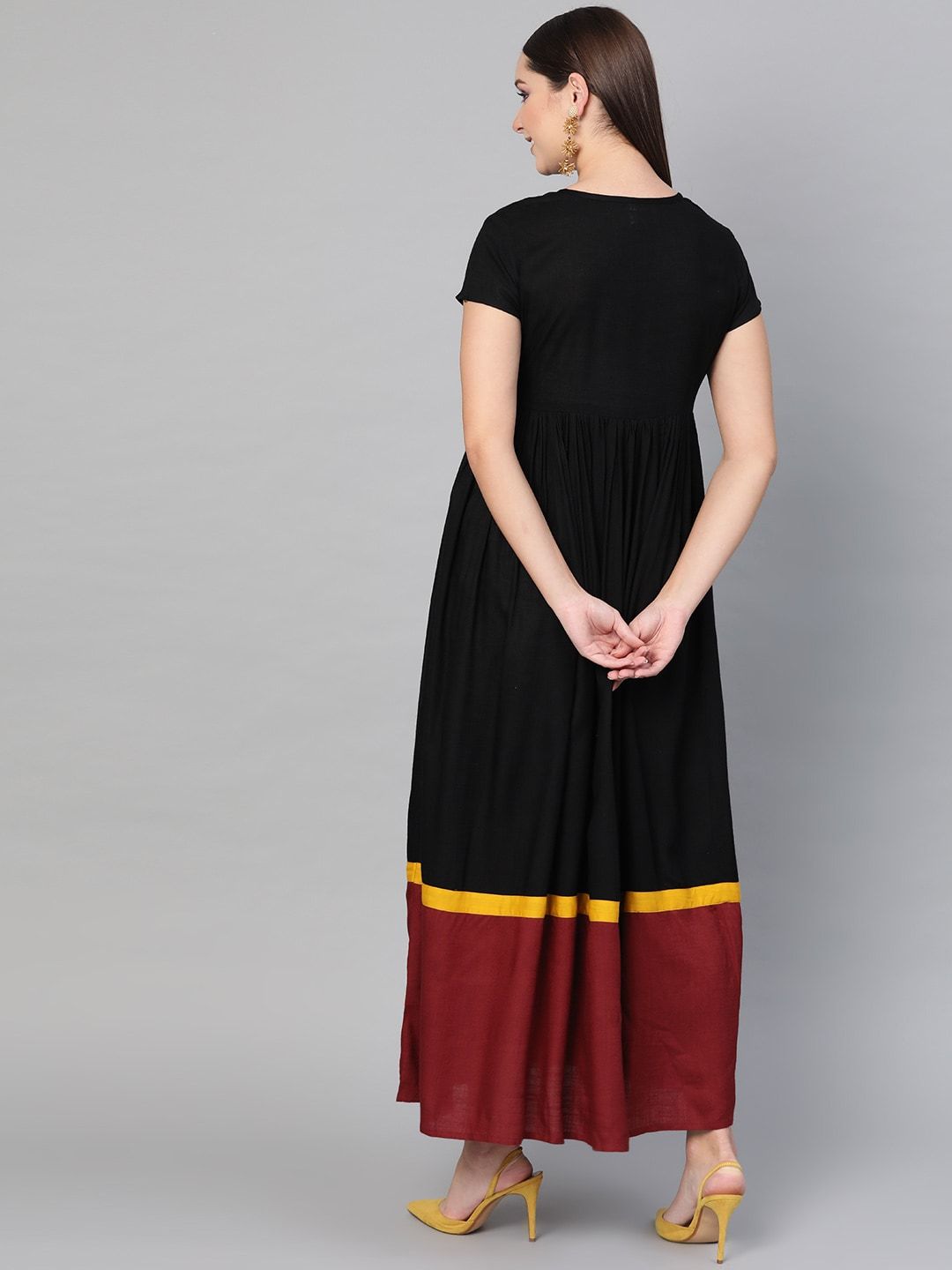 Women's  Black Solid Maxi Dress