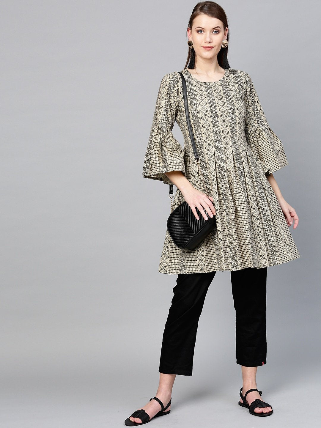 Color_Beige