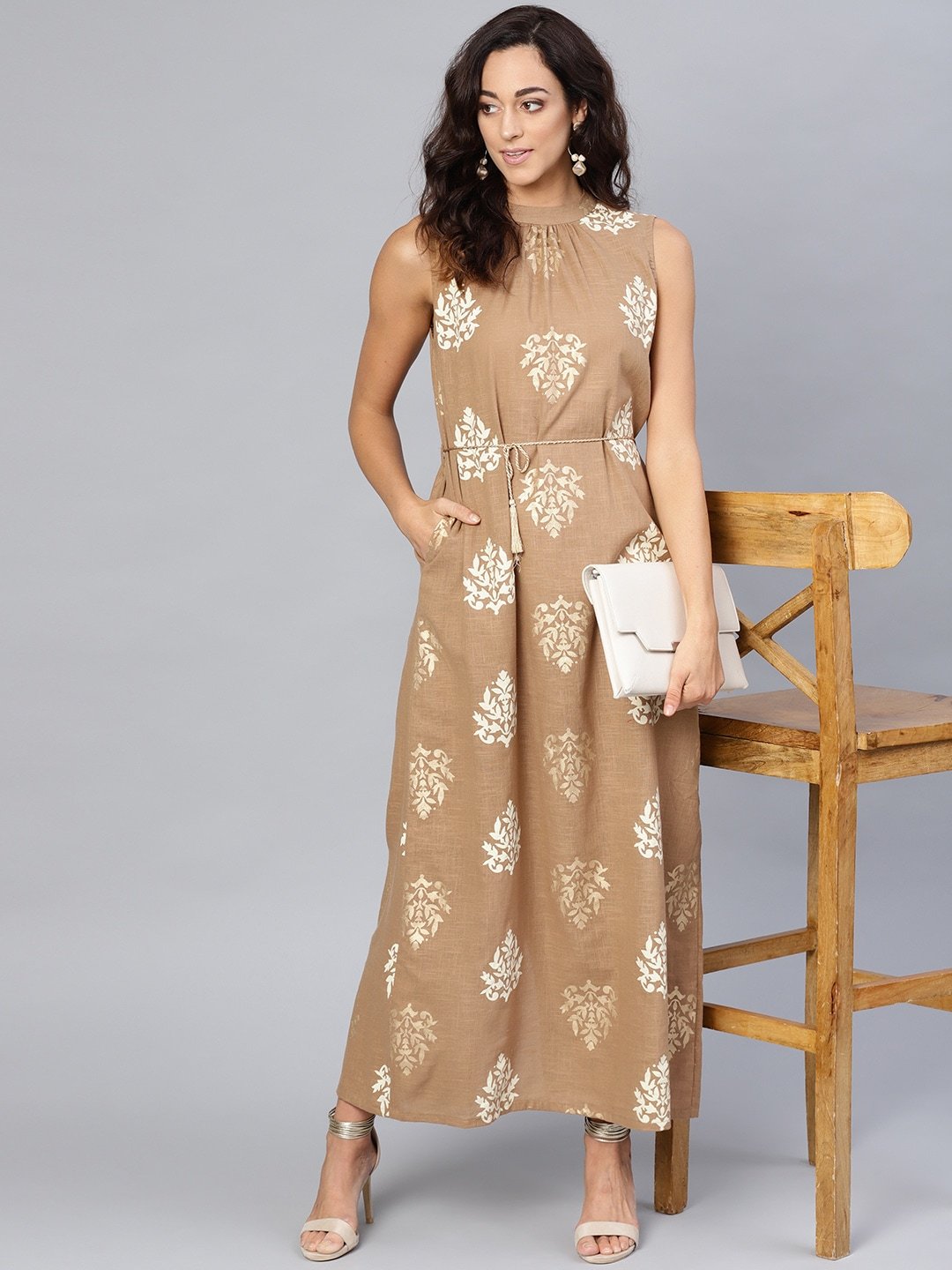 Women's  Beige & Off-White Printed Maxi Dress
