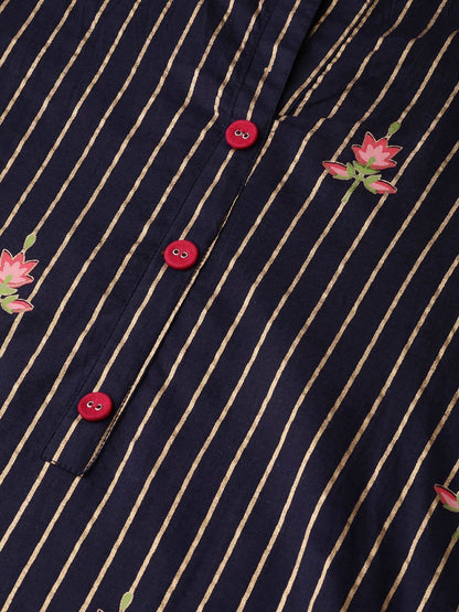 Women's Navy Blue & Golden Striped Straight Kurta