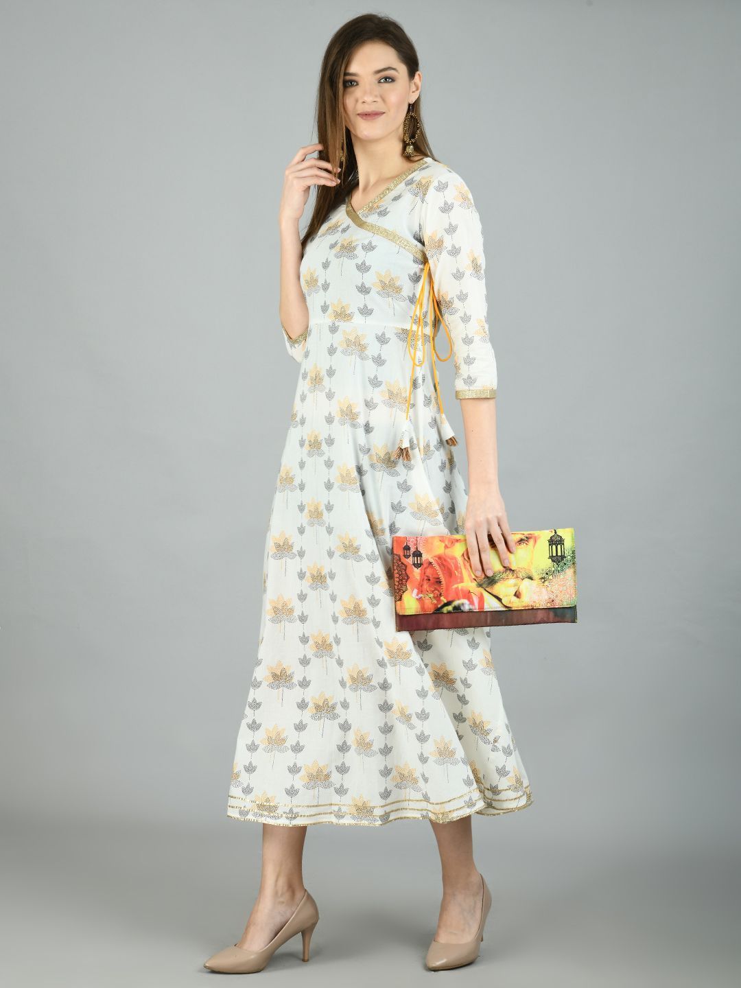 Women's Off White Cotton Printed 3/4 Sleeve V Neck Casual Dress