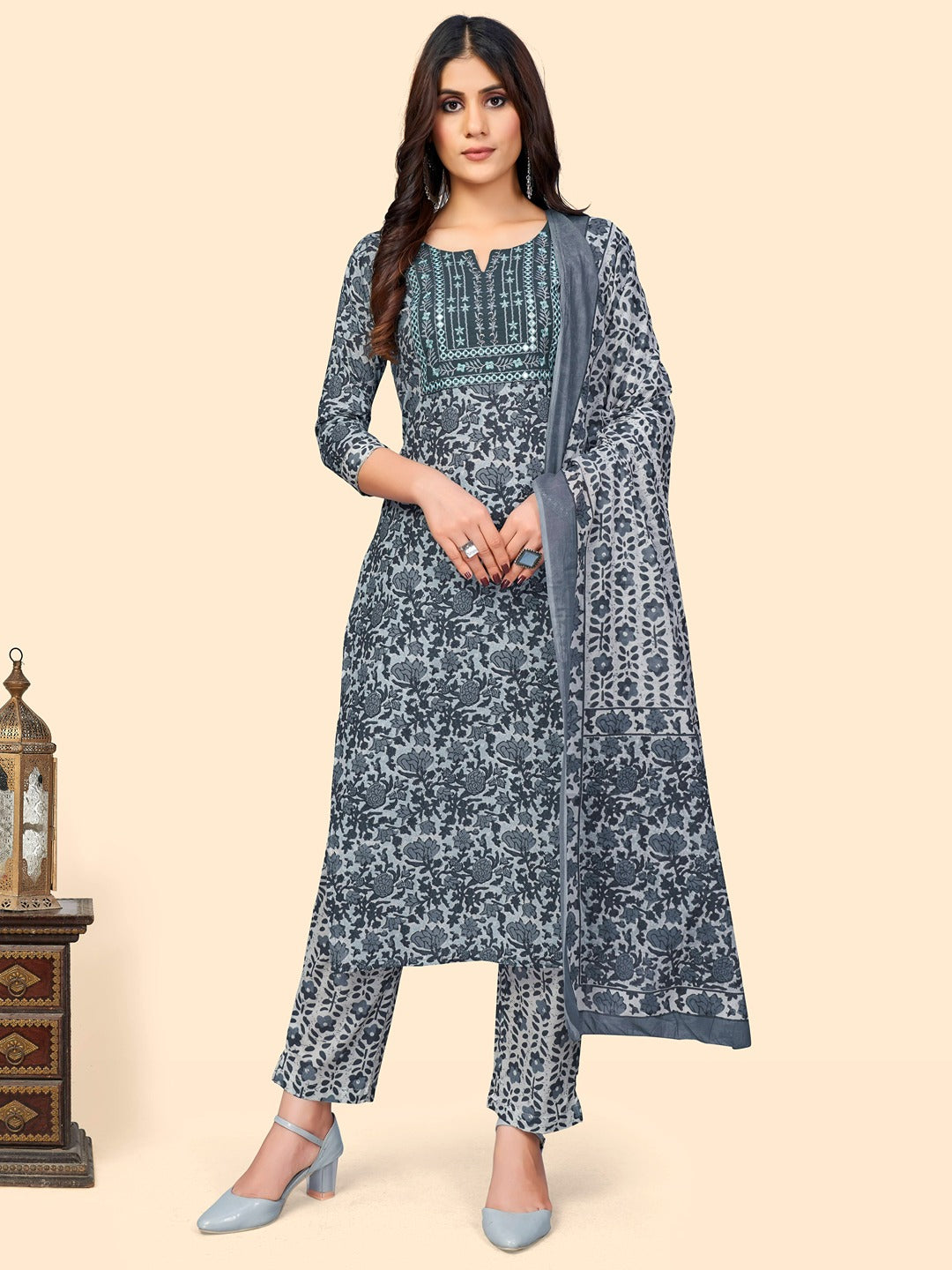 Women's Print & Embroidered Straight Cotton Grey Stitched Kurta Pant With Dupatta