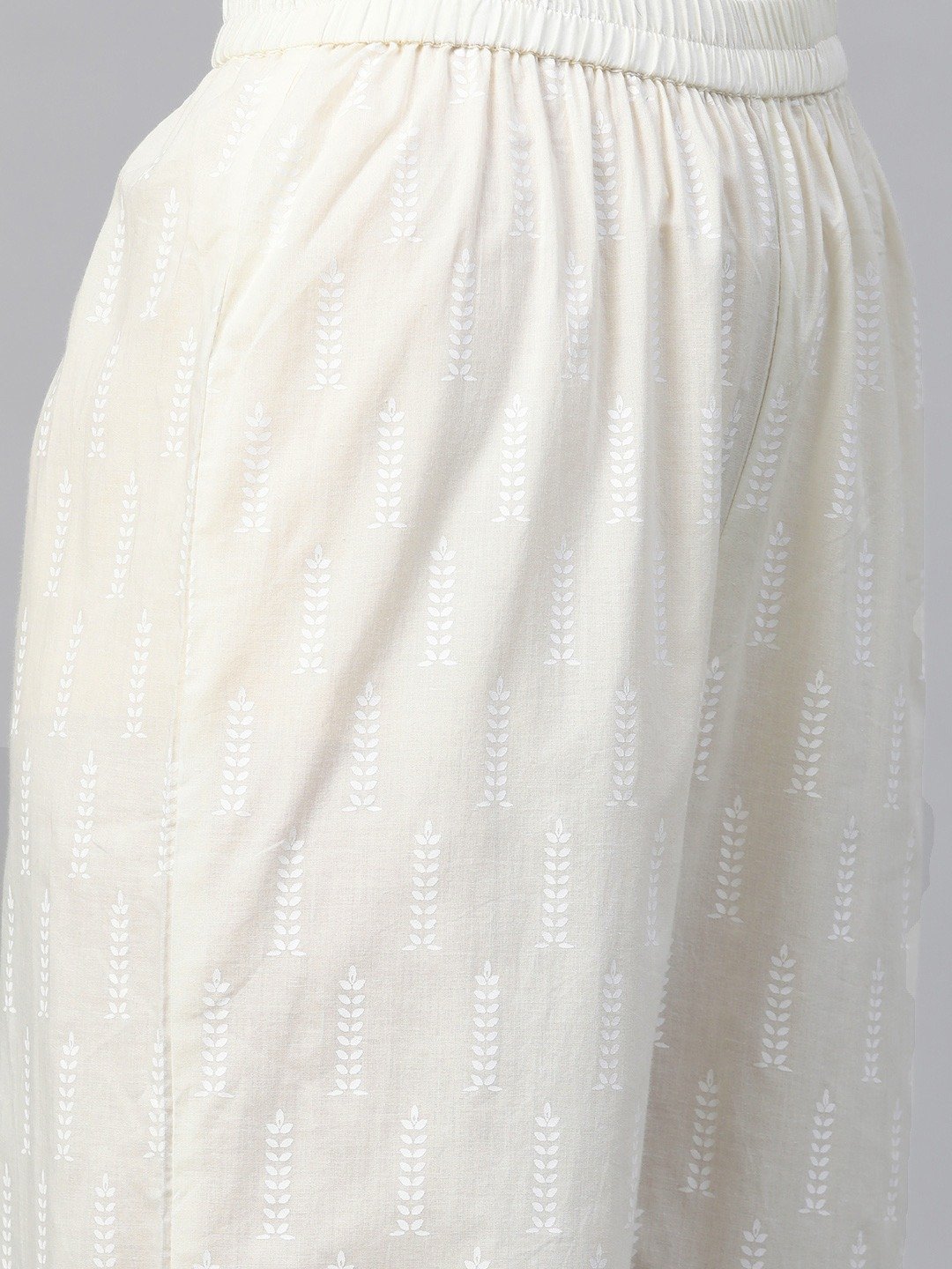 Women's Pink & Offwhite Embroidered Kurta Set
