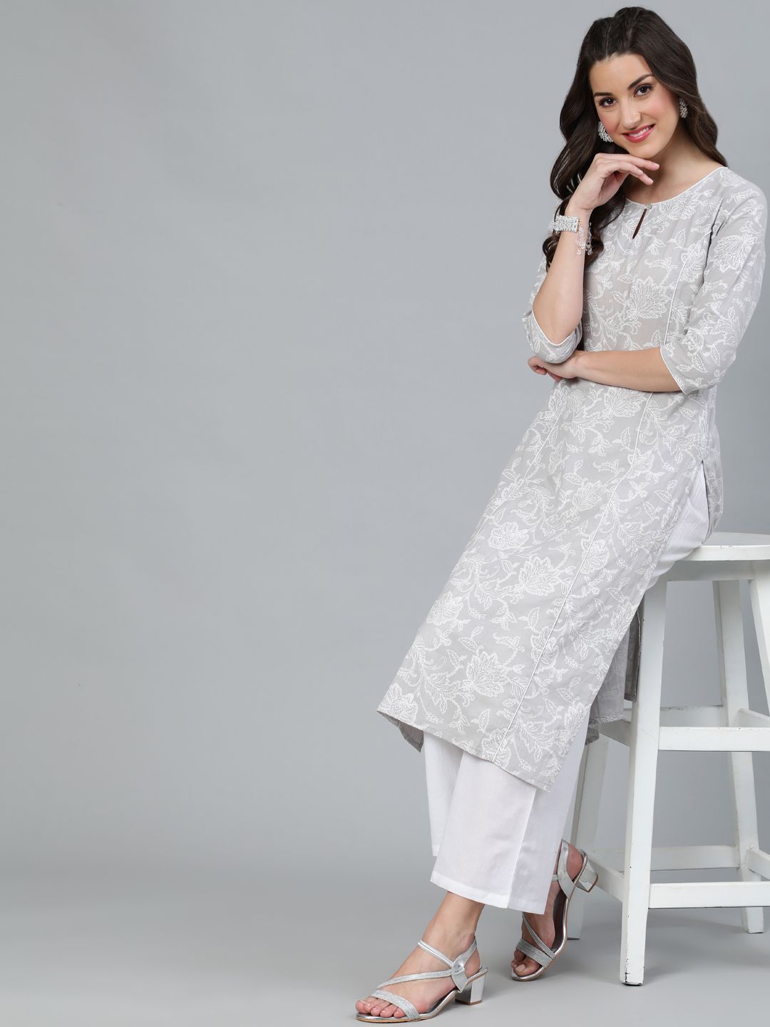 COLOR_Grey