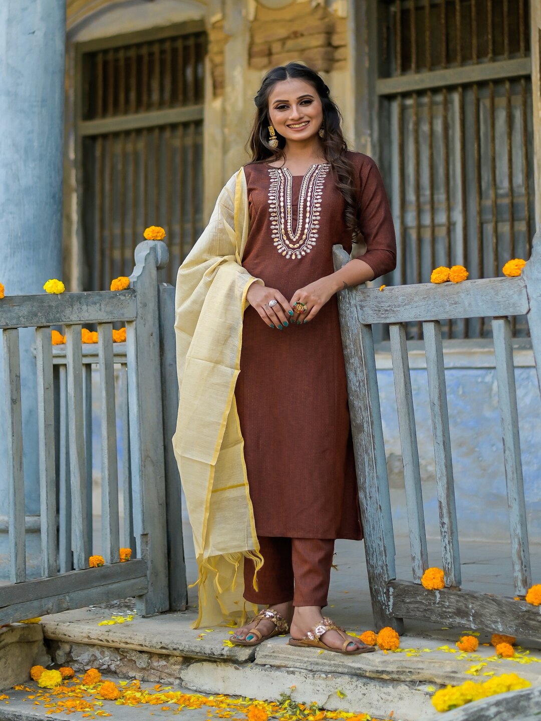 Color_Brown