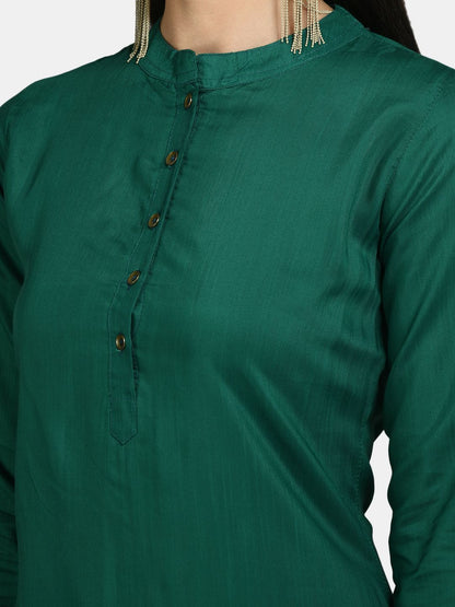 Women's Green Silk Solid 3/4 Sleeve Round Neck Casual Kurta Pant Dupatta Set