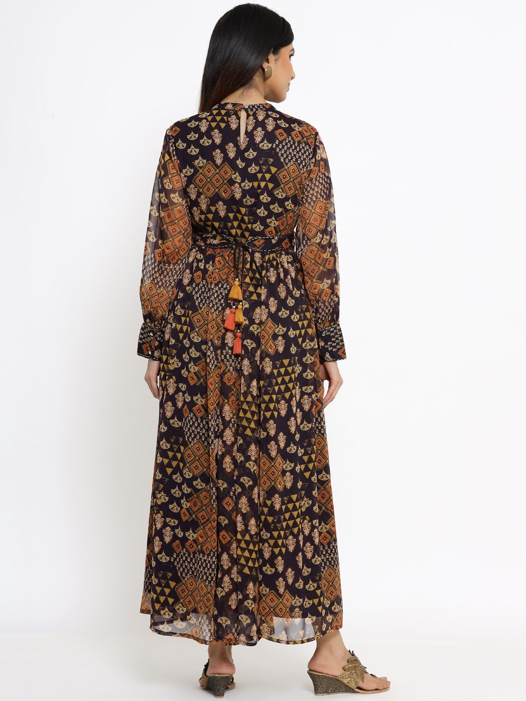 Women's Flared Printed Dress With Tie-up Blet3