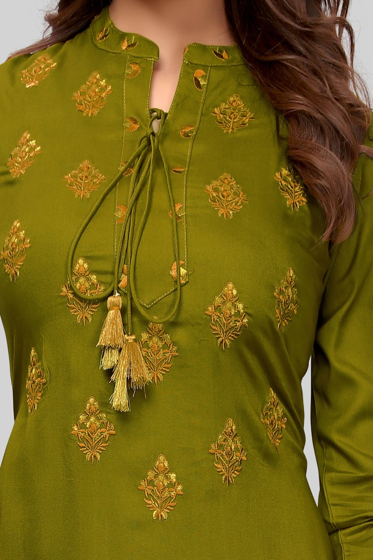 Women's Mehendi Green Straight Kurta By Vbuyz- (
