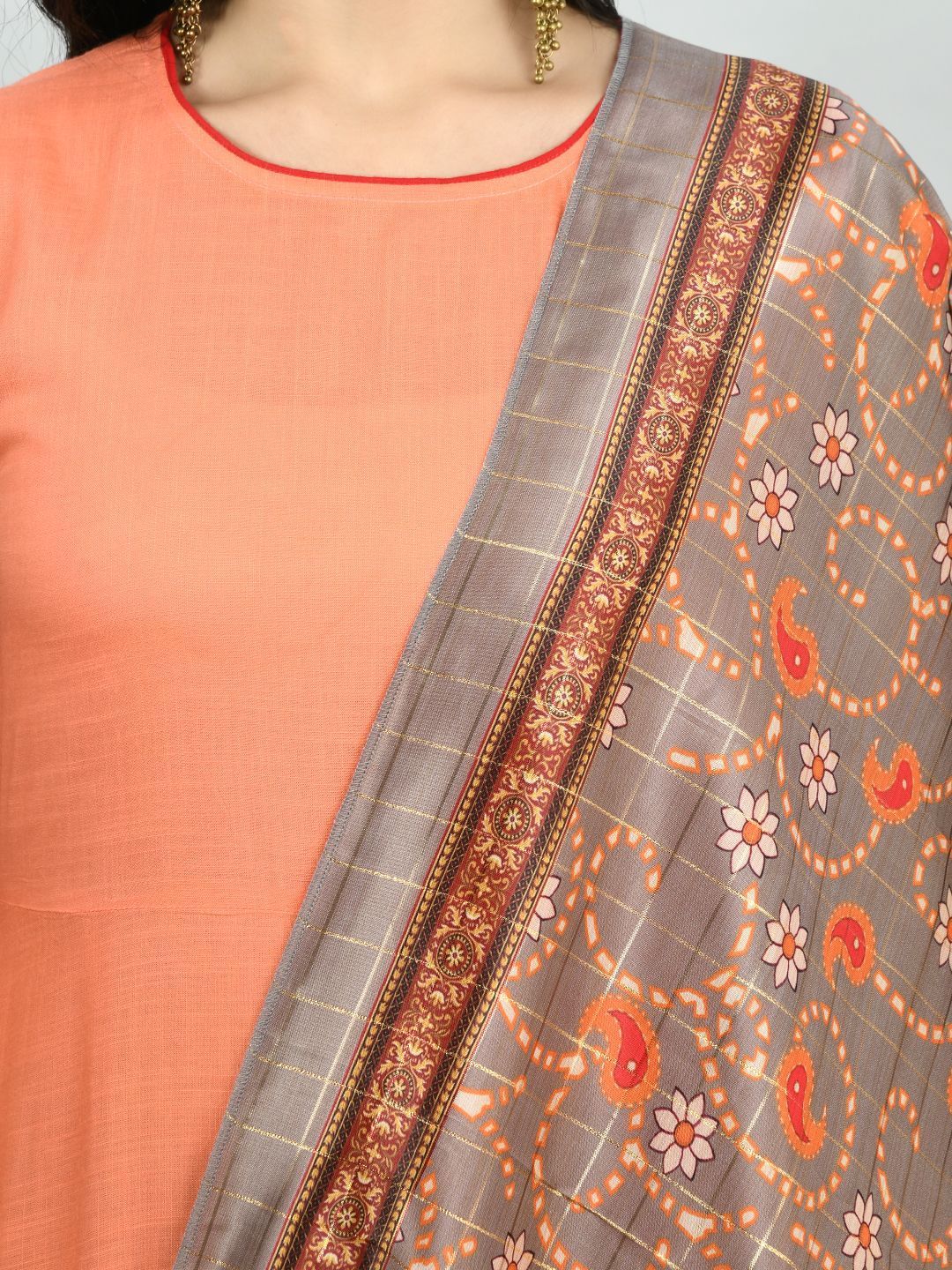 Women's Peach Cotton Solid Sleeveless Round Neck Casual Kurta Dupatta Set