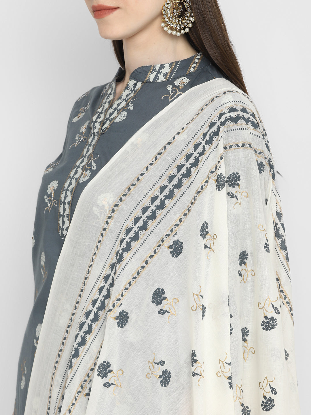 Women's Floral Print & Embroidered A-Line Cotton Grey Kurta Pant With Dupatta (3Pcs Set)