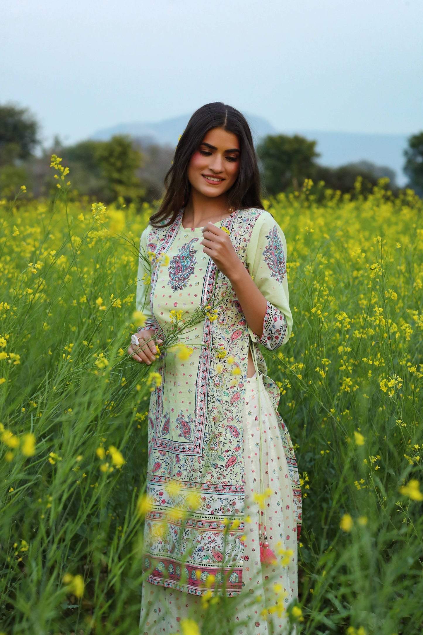 Women's Cambric Printed Straight Kurta Palazzo Dupatta Set