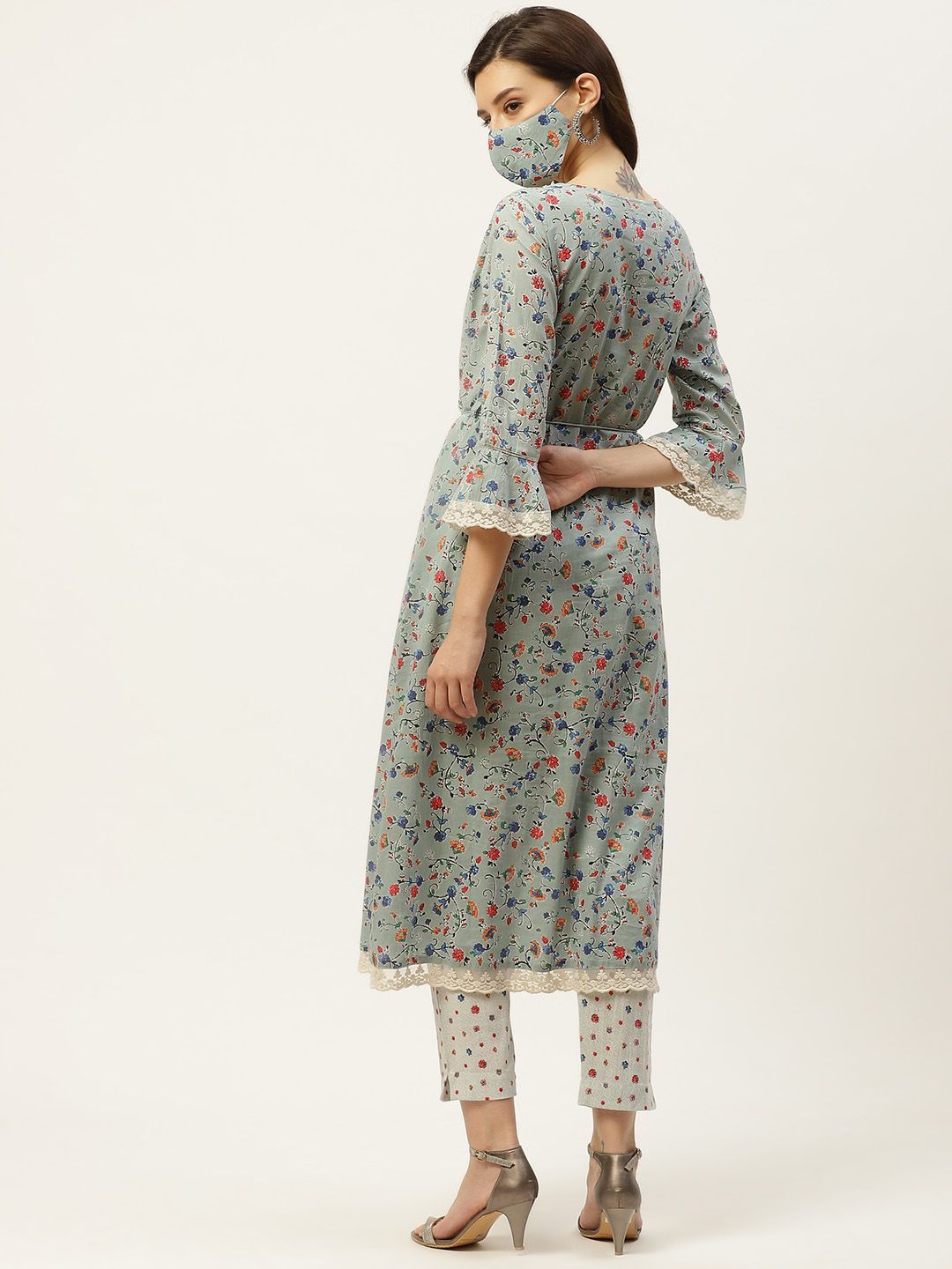 Women's Kurta Pant Set with Printed Jacket