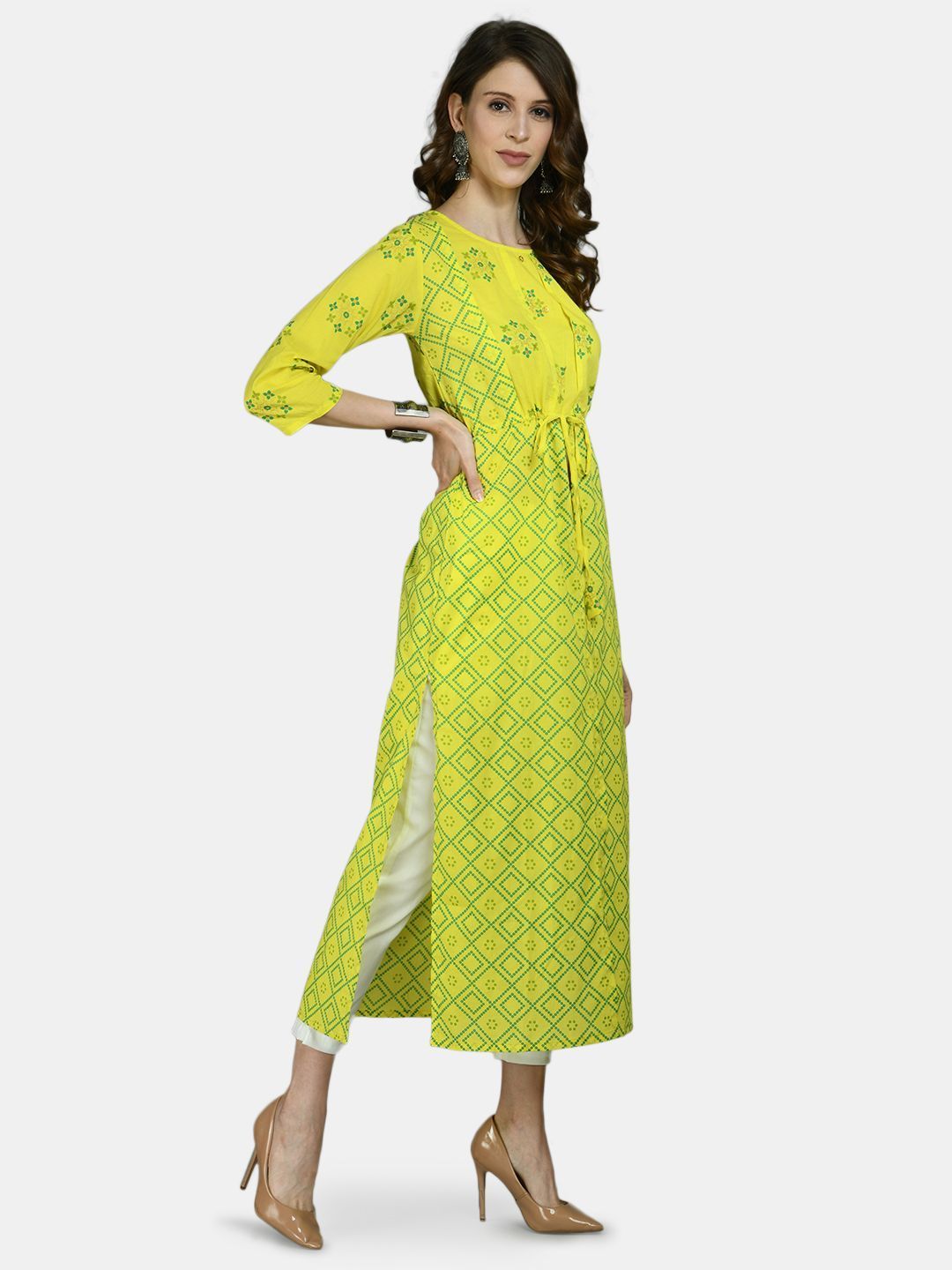 Women's Yellow Cotton Printed 3/4 Sleeve Round Neck Casual Kurta Pant Set