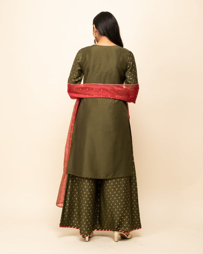 Women's Green Silk Blend Straight Kurta Palazzo Set with dupatta