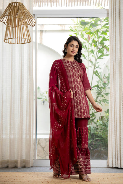 Color_Maroon