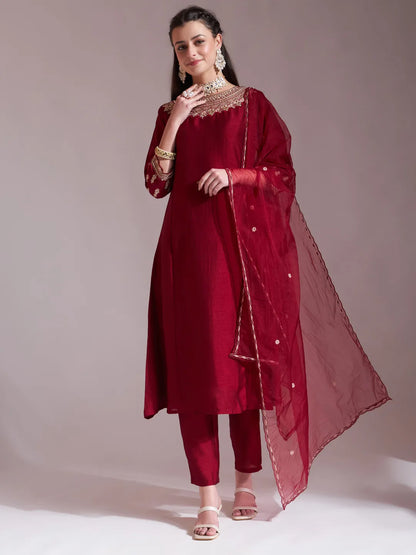 Color_Maroon