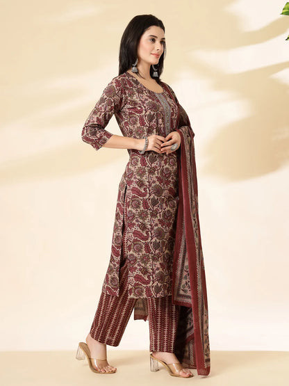 Color_Maroon