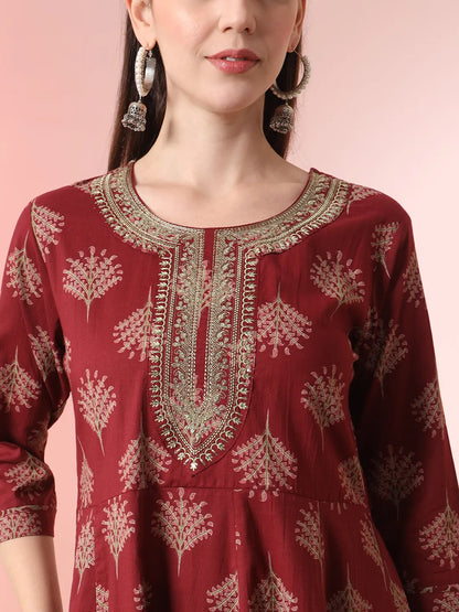 Color_Maroon