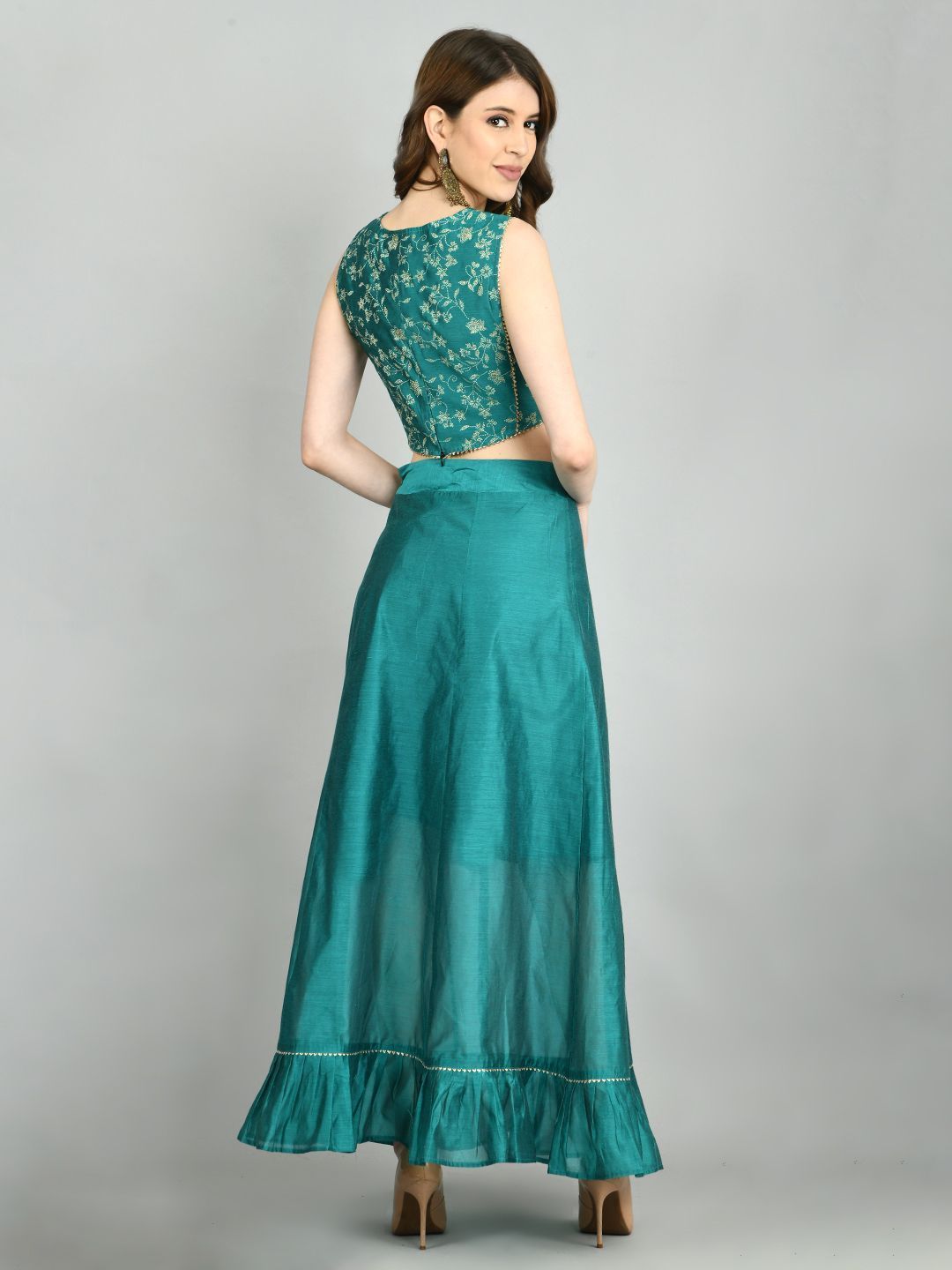 Women's Green Chanderi Printed Sleeveless Round Neck Casual Blouse Lehenga Dupatta Set