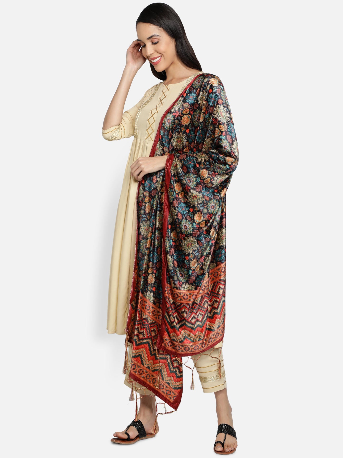 Women's Multicolored Polyster Velvet  Digital Printed Dupatta