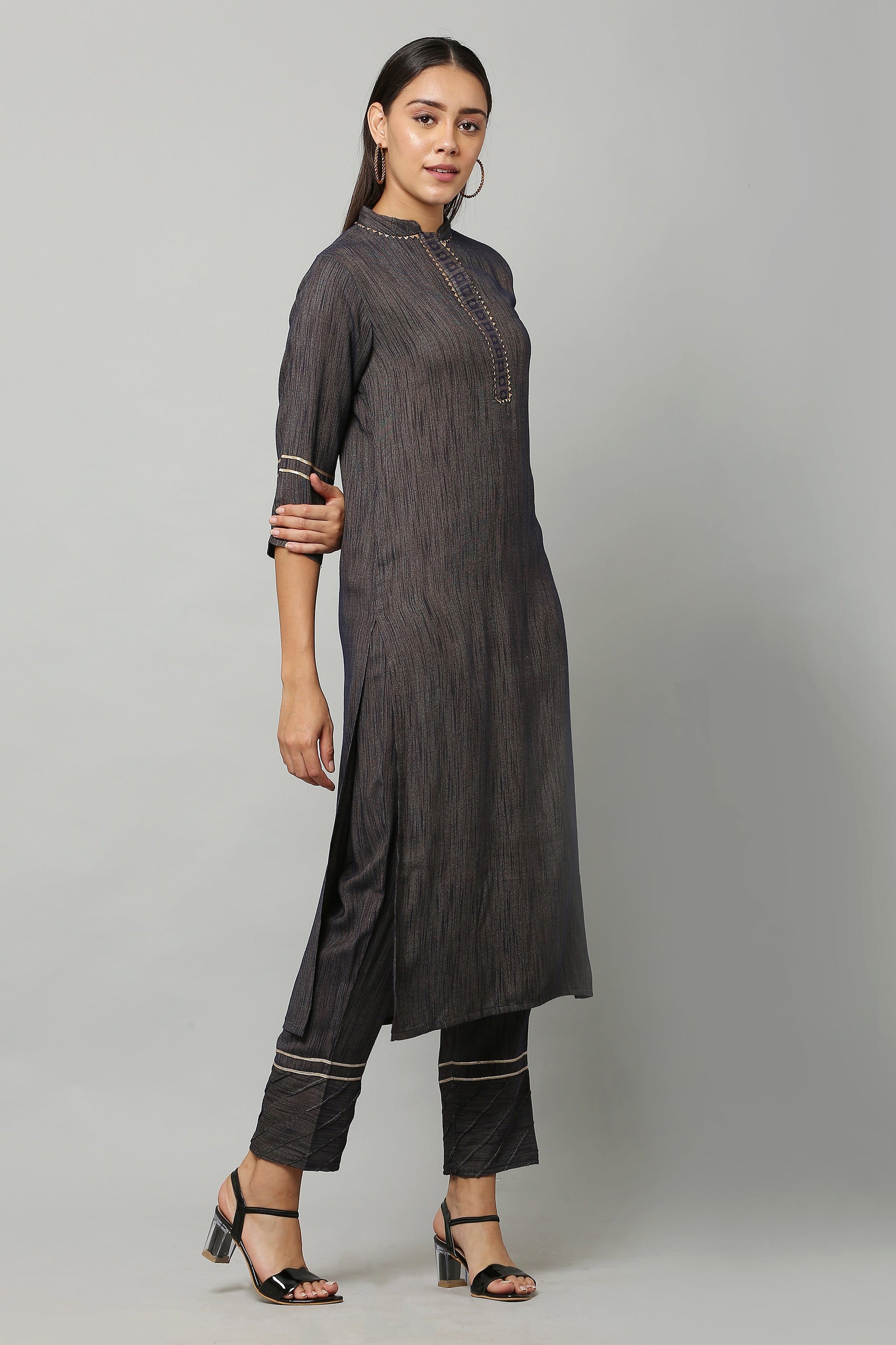 Color_Grey