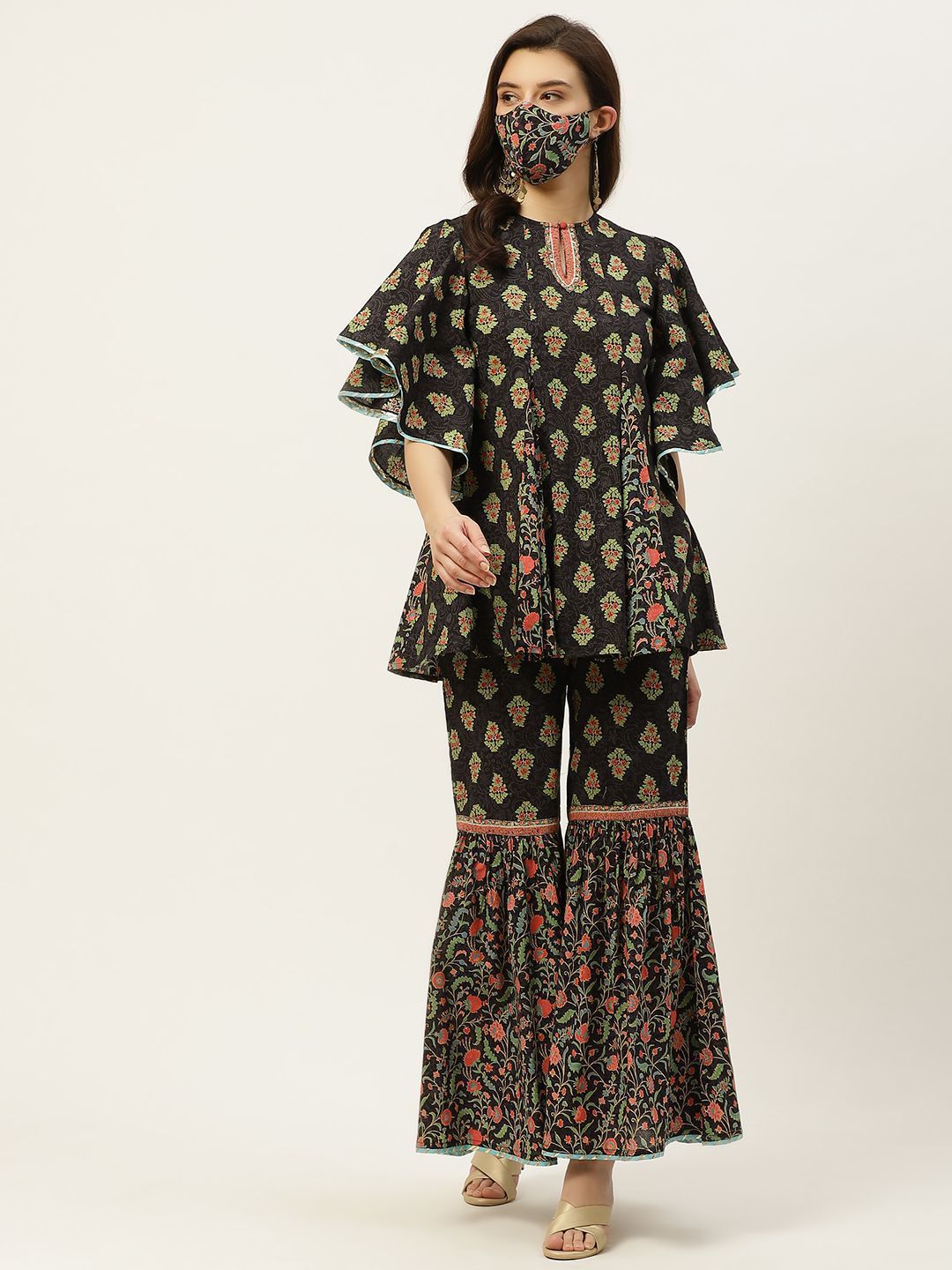 Women's Floral Print Tunic Sharara Set With Mask