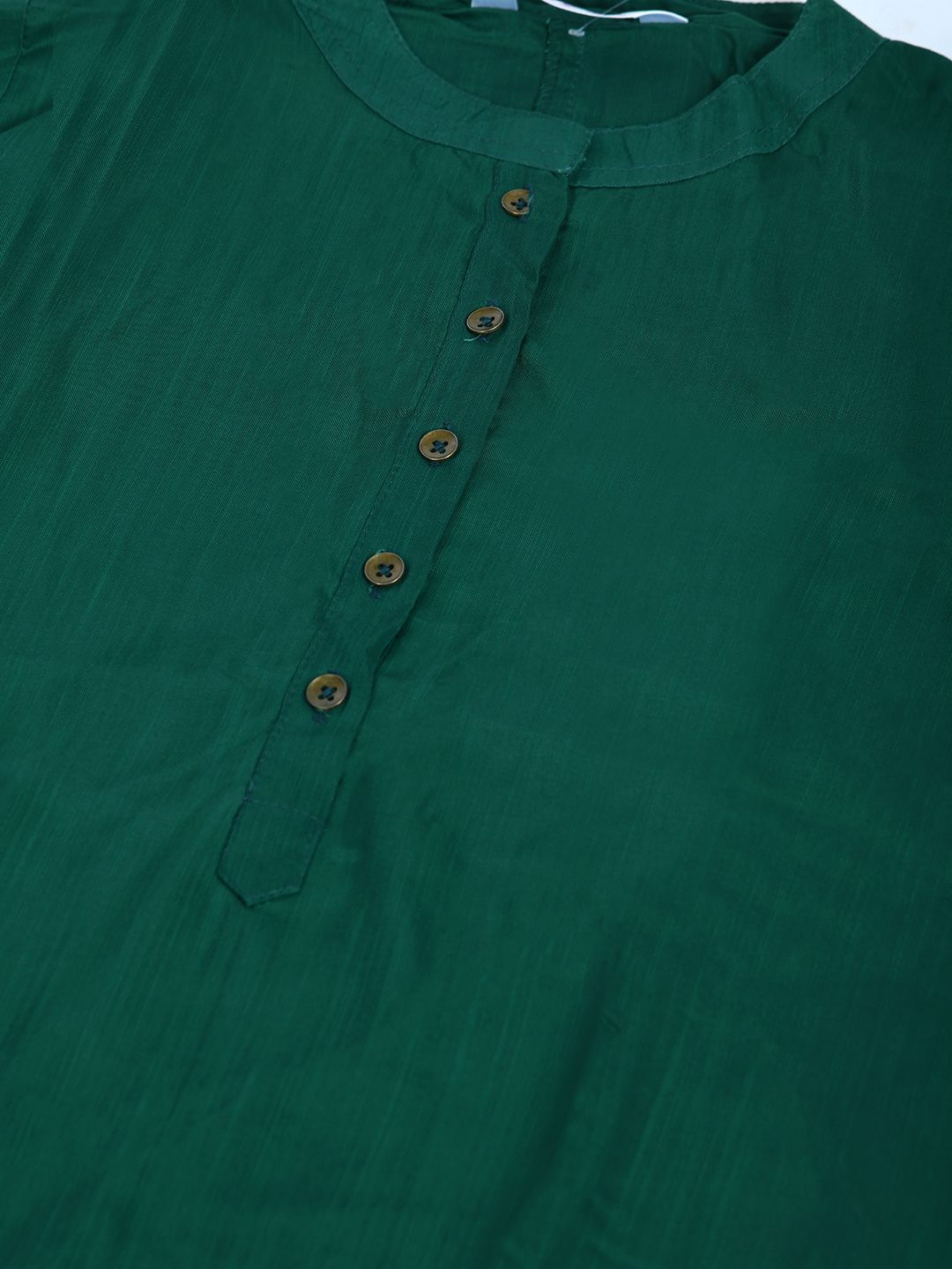 Women's Green Silk Blend Solid 3/4 Sleeve Mandarin Neck Casual Kurta Pant Dupatta Set
