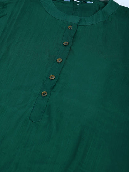 Women's Green Silk Blend Solid 3/4 Sleeve Mandarin Neck Casual Kurta Pant Dupatta Set