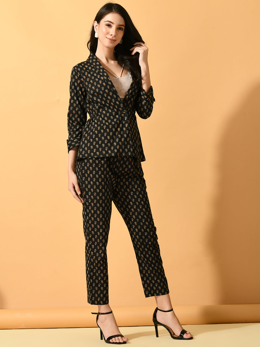 Color_Black